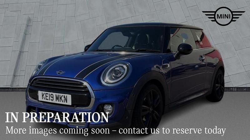 Used Mini Cooper Hatch 136 HP (100 kW) 2019 Blue Hatchback