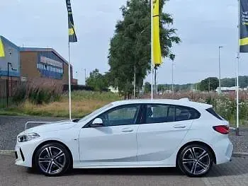 Used BMW 118 M Sport 136 HP (100 kW) 2023 White Hatchback