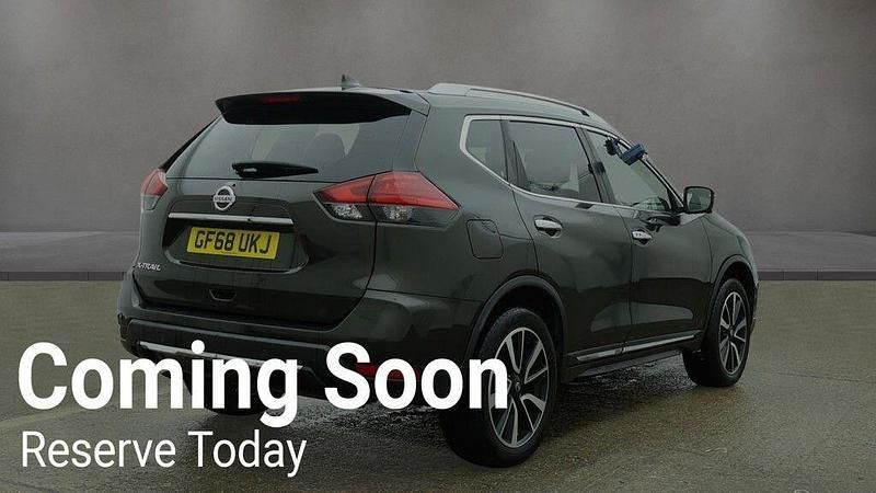 Used Nissan X-Trail Tekna 130 HP (95 kW) 2018 Green SUV