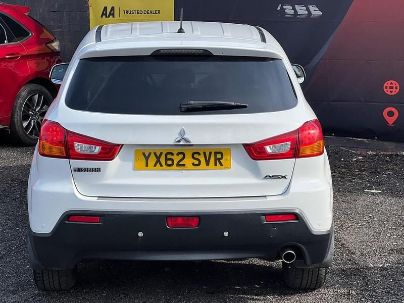 Used Mitsubishi ASX 116 HP (85 kW) 2012 White SUV