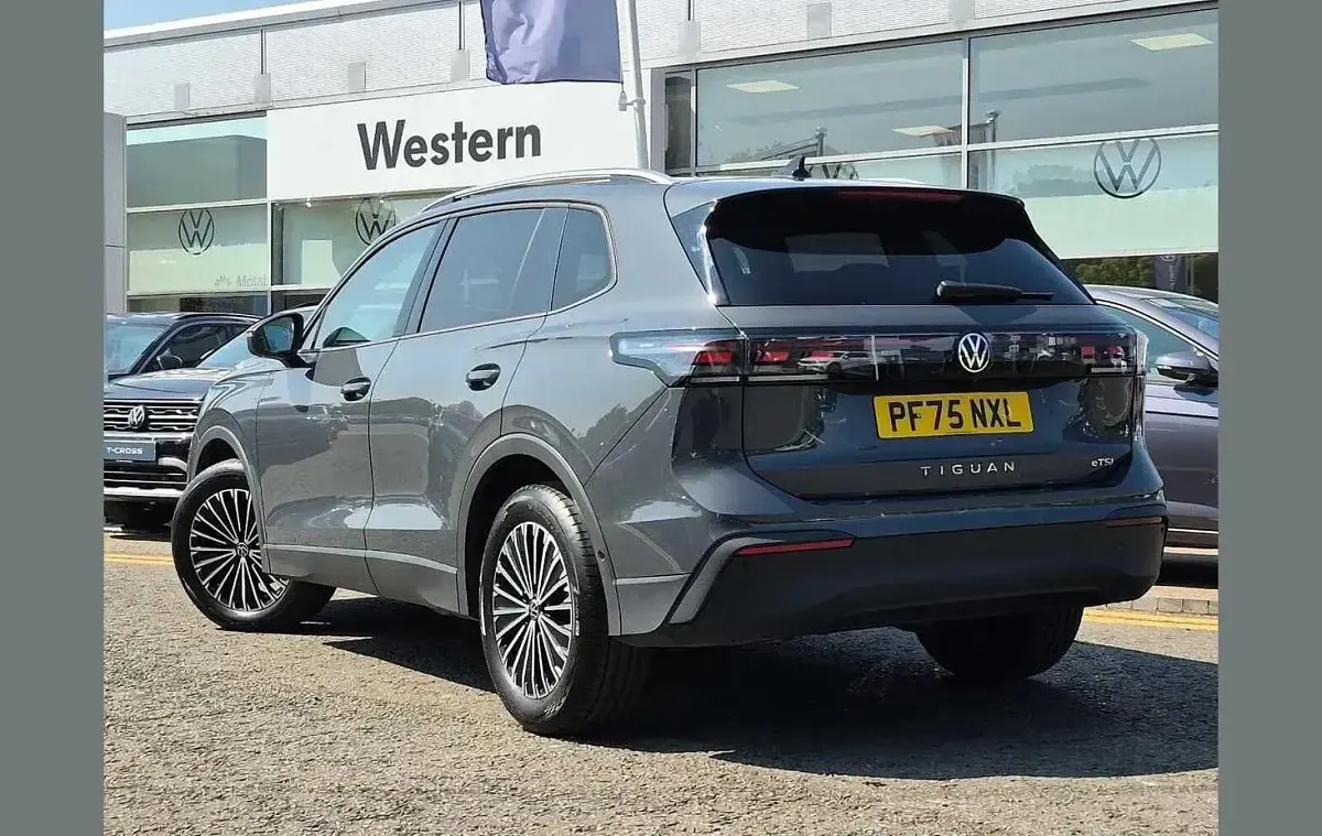 Used VW Tiguan Match 147 HP (108 kW) 2025 Grey SUV
