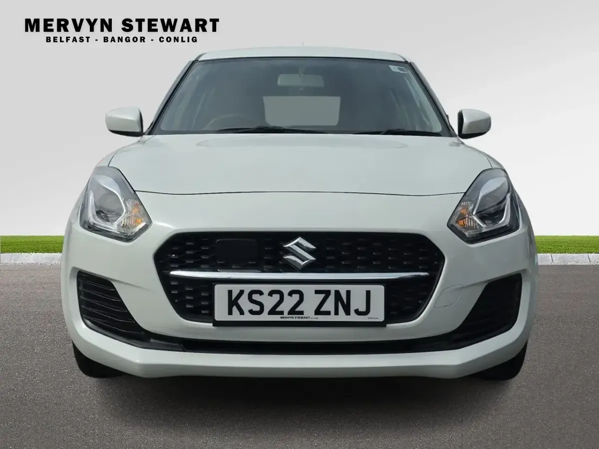 Used Suzuki Swift SZ-L 83 HP (61 kW) 2022 White Hatchback
