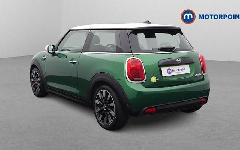 Used Mini Cooper Level 3 135 kW (184 HP) 2023 Hatchback