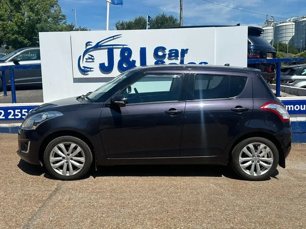 Used Suzuki Swift SZ4 90 HP (66 kW) 2015 Grey Hatchback