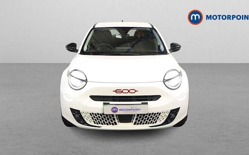 Used Fiat 600E Red 114 kW (156 HP) 2024 Hatchback