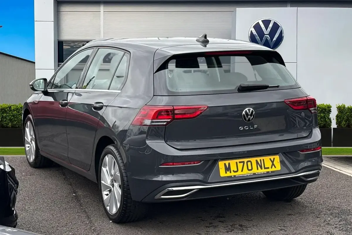 Usado VW Golf VII Style 2021 Cinzento Citadino