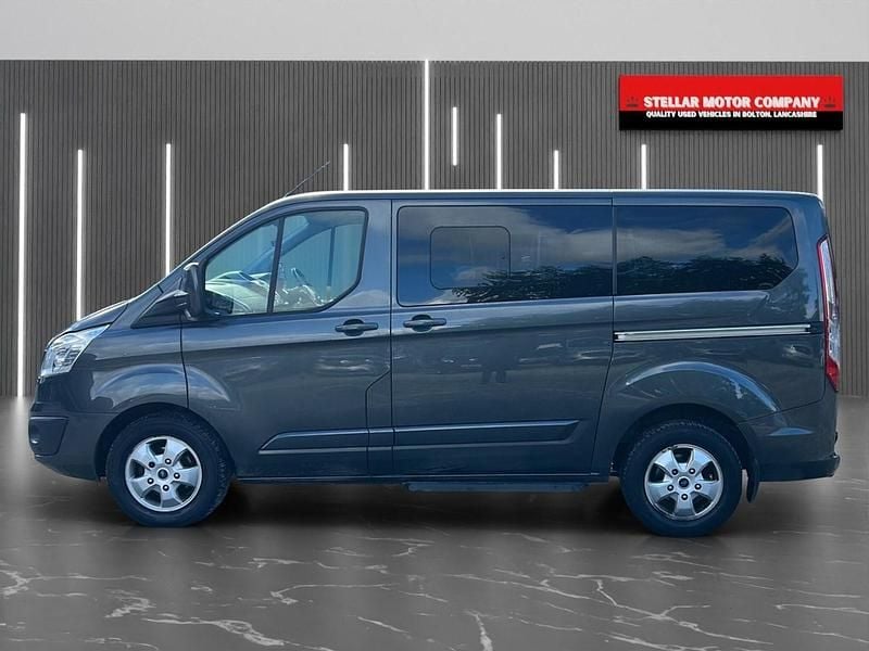 Used Ford Tourneo Titanium 170 HP (125 kW) 2016 Grey MPV