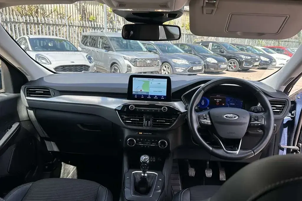 Second-hand Ford Kuga Titanium 120 CP (88 kW) 2021 Albastru SUV