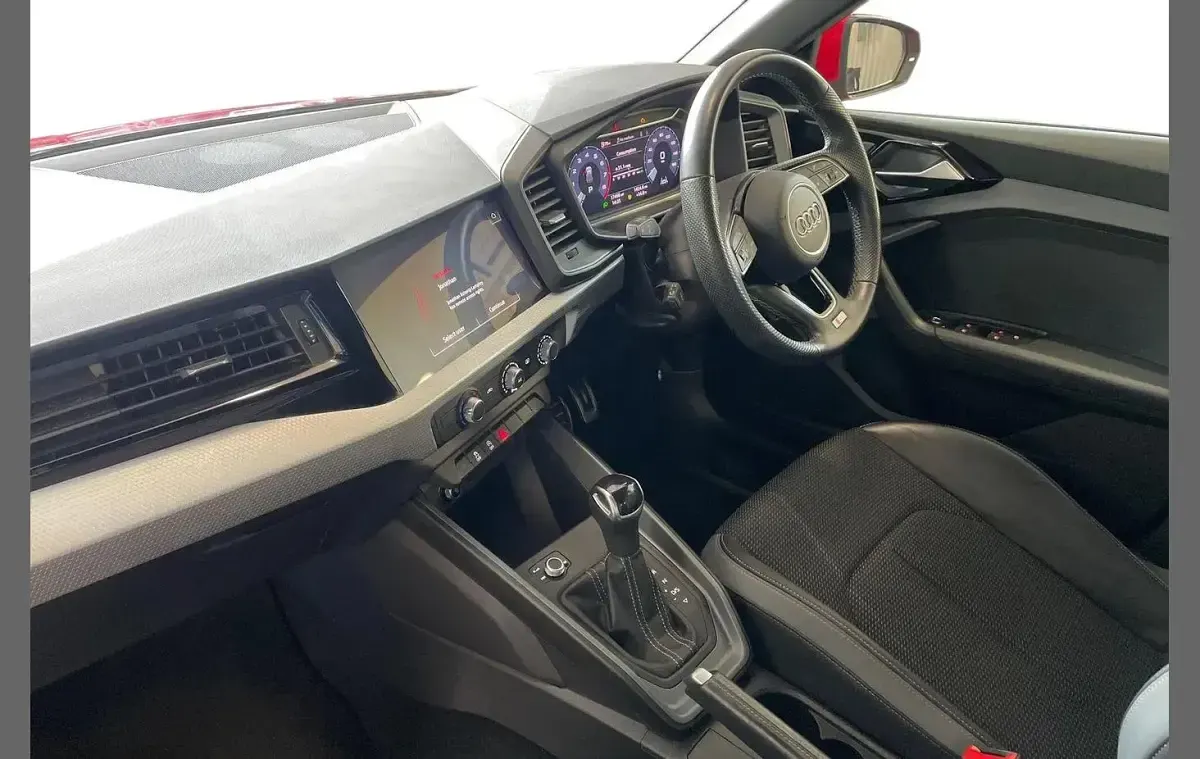 Used Audi A1 S-Line 94 HP (69 kW) 2023 Red SUV