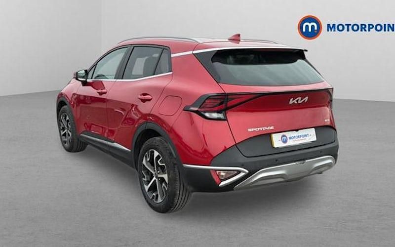 Used Kia Sportage 209 HP (153 kW) 2024 Red SUV