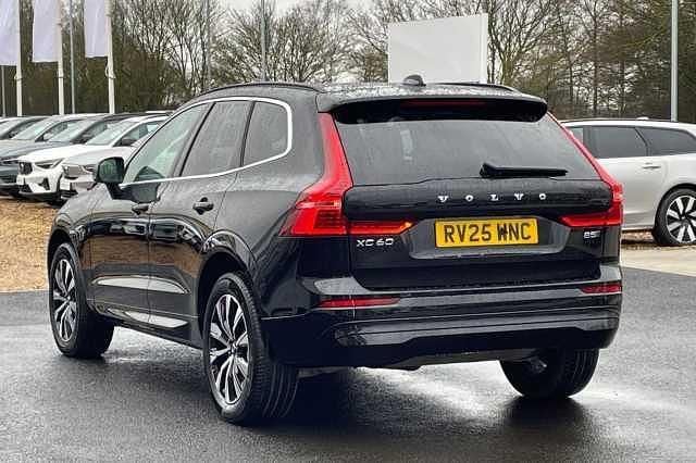 Used Volvo XC60 Core 247 HP (181 kW) 2025 Black SUV