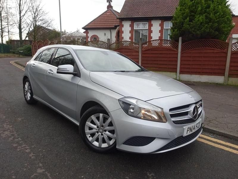 Silver Used 2014 Mercedes A180 SE Hatchback | £5,395 (Good price) - Image 1/4