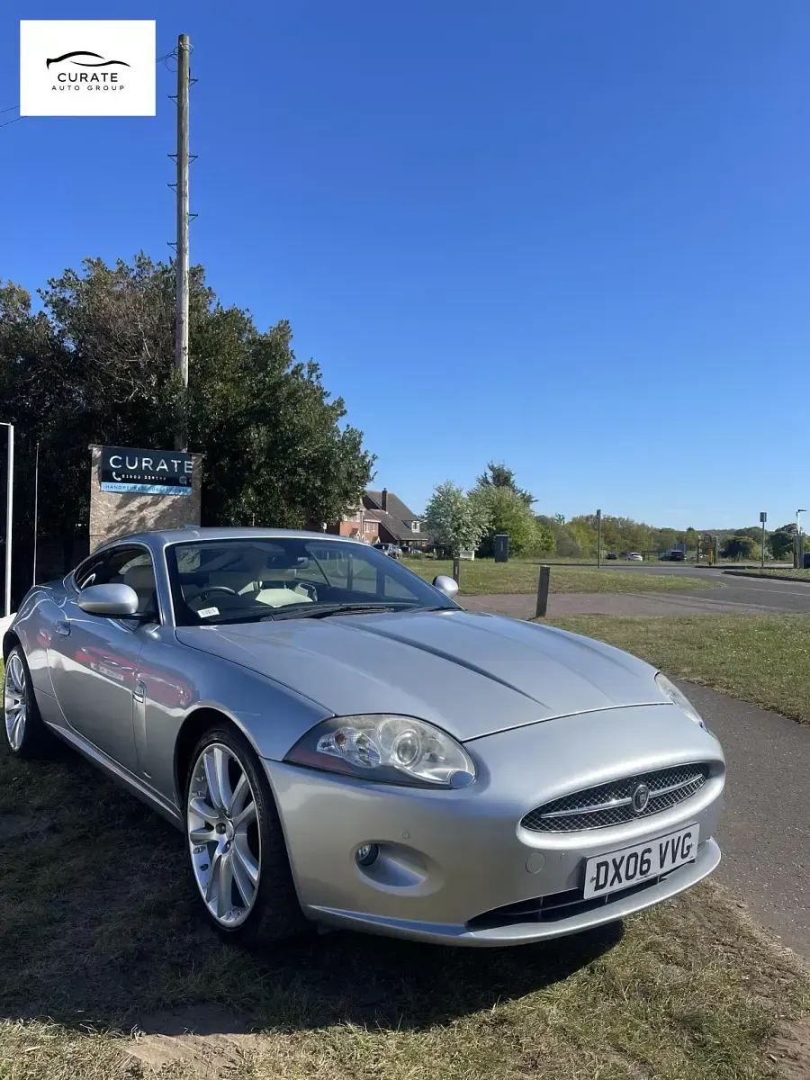 Used Jaguar XK 300 HP (220 kW) 2006 Silver Coupe