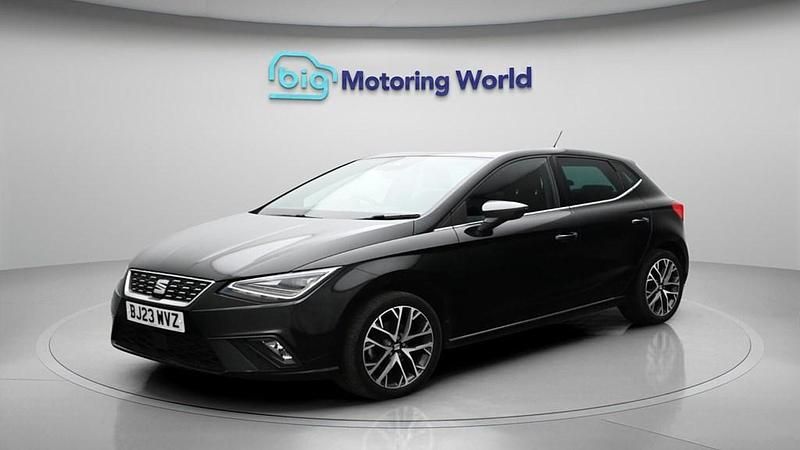 Used Seat Ibiza XCELLENCE 110 HP (80 kW) 2023 Black Hatchback
