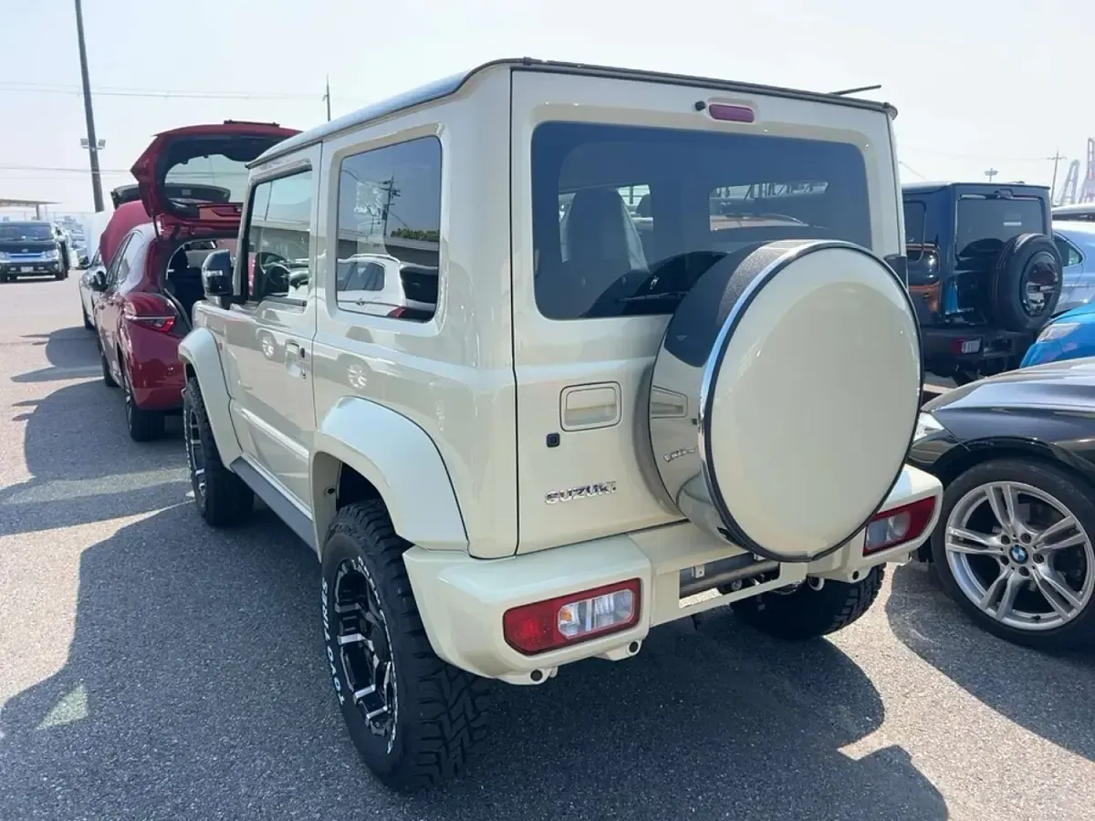 New Suzuki Jimny 101 HP (74 kW) 2025 Beige SUV