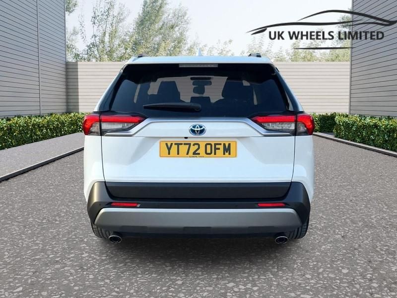 Used Toyota RAV4 Design 2022 White SUV