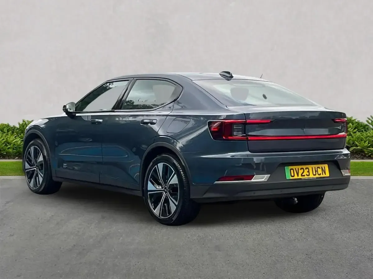 Begagnad Polestar 2 Long Range Single Motor 169 kW (231 HK) 2023 Blå Halvkombi