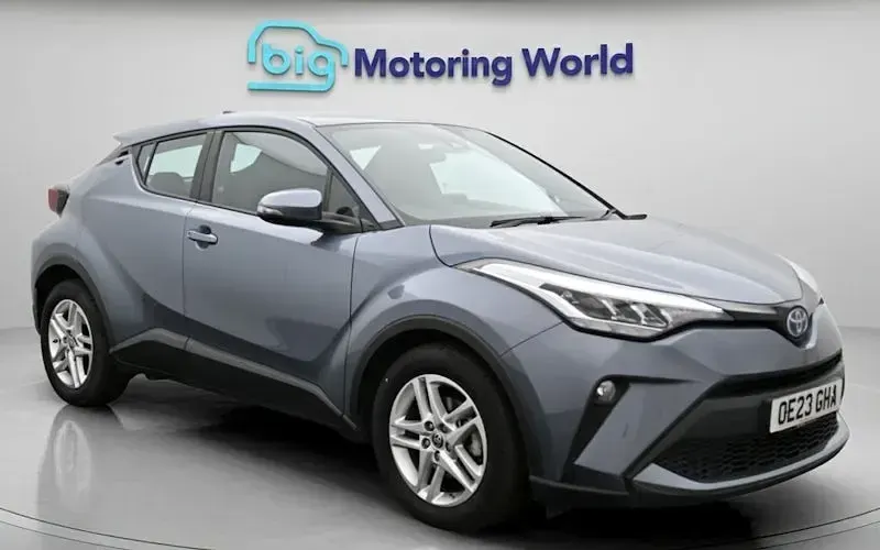 Used Toyota C-HR 122 HP (89 kW) 2023 SUV