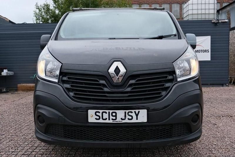 Used Renault Trafic Business 2019 Black MPV