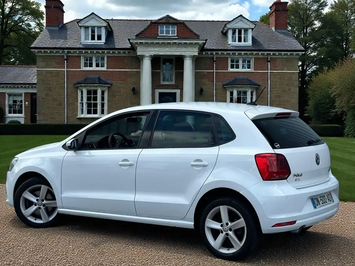 Used VW Polo SE 2015 White Hatchback