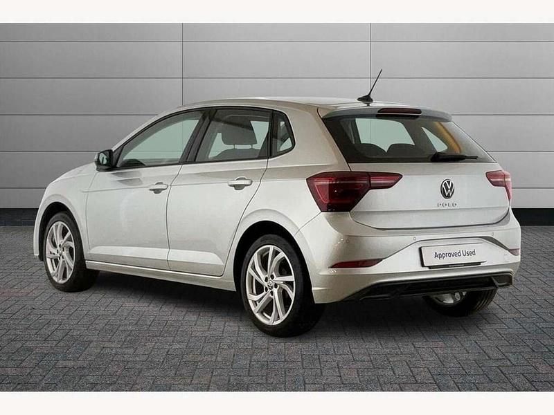 Begagnad VW Polo Style 95 HK (69 kW) 2022 Silver Halvkombi