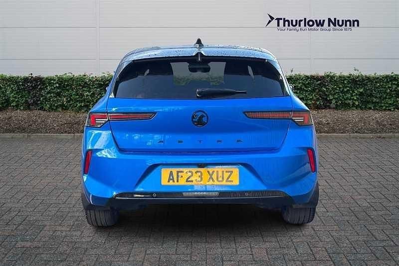 Used Vauxhall Astra S 130 HP (95 kW) 2023 Cobalt blue Hatchback