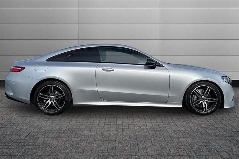 Used Mercedes E300 AMG Line Premium 245 HP (180 kW) 2018 Iridium silver Coupe