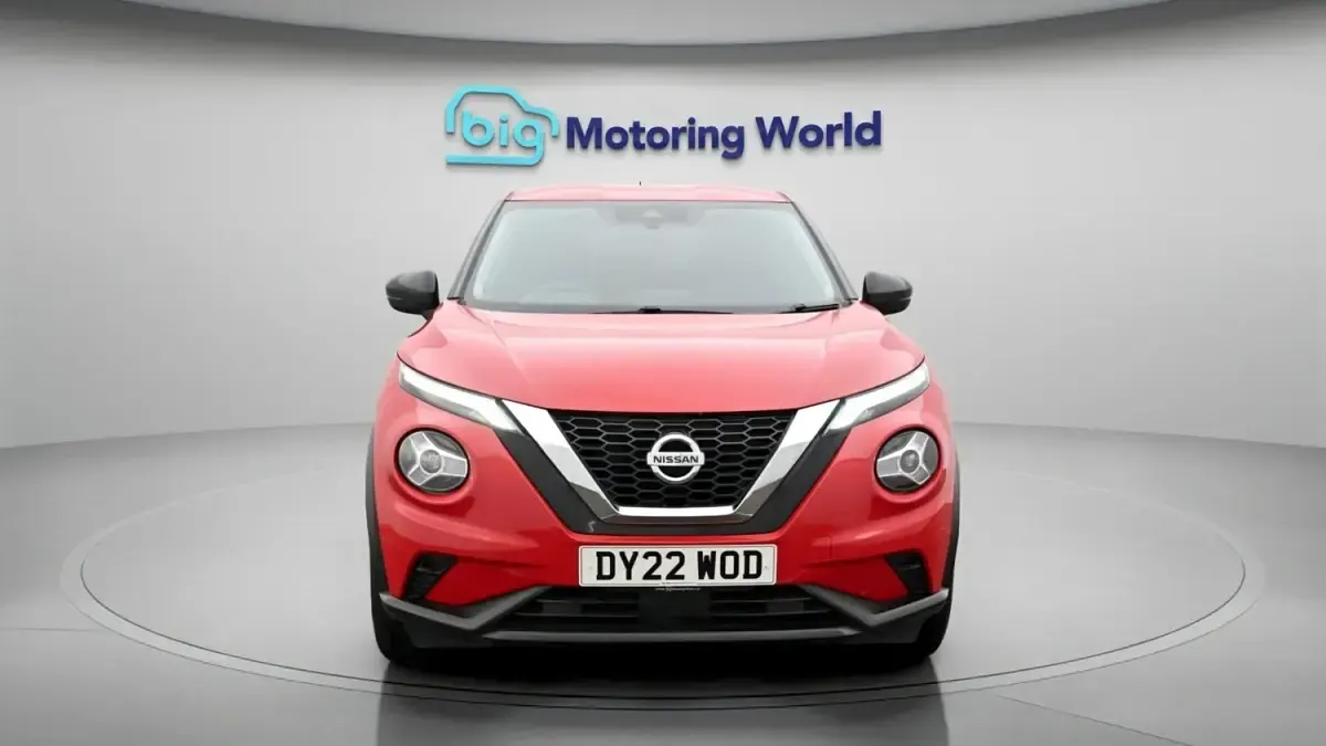 Used Nissan Juke Acenta 114 HP (83 kW) 2022 Red SUV