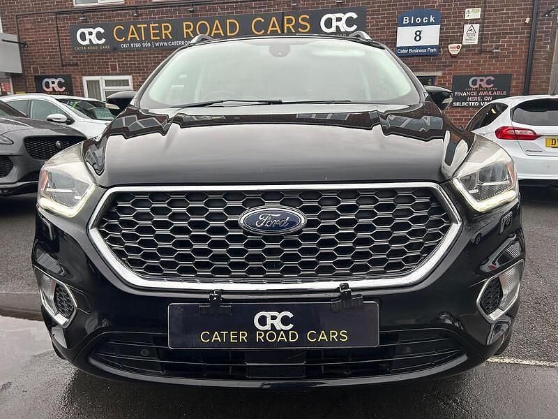 Second-hand Ford Kuga Vignale 150 CP (110 kW) 2017 Negru SUV