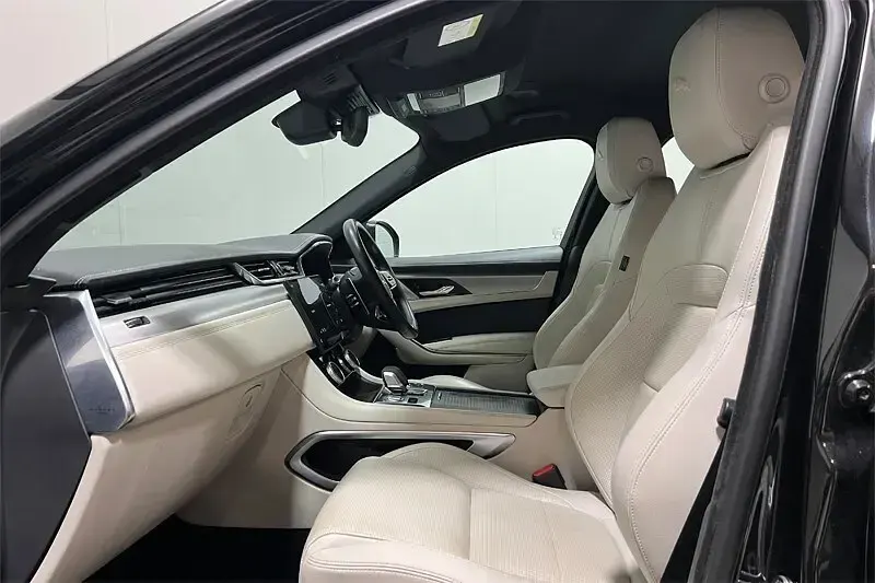 Used Jaguar F-Pace R-Dynamic 201 HP (147 kW) 2022 Black SUV