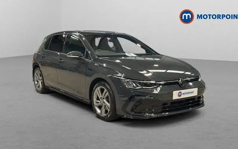 Used VW Golf VIII R-line 131 HP (96 kW) 2022 Hatchback