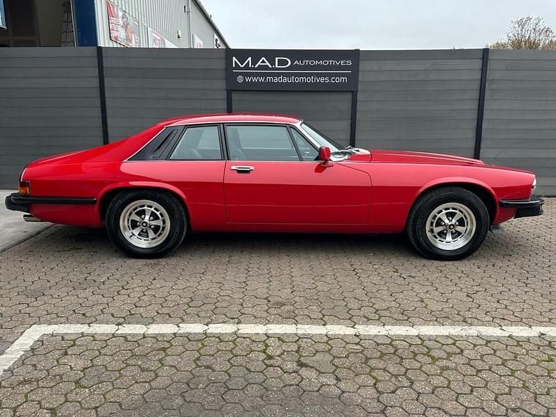 Used Jaguar XJS 284 HP (208 kW) 1978 Red Coupe