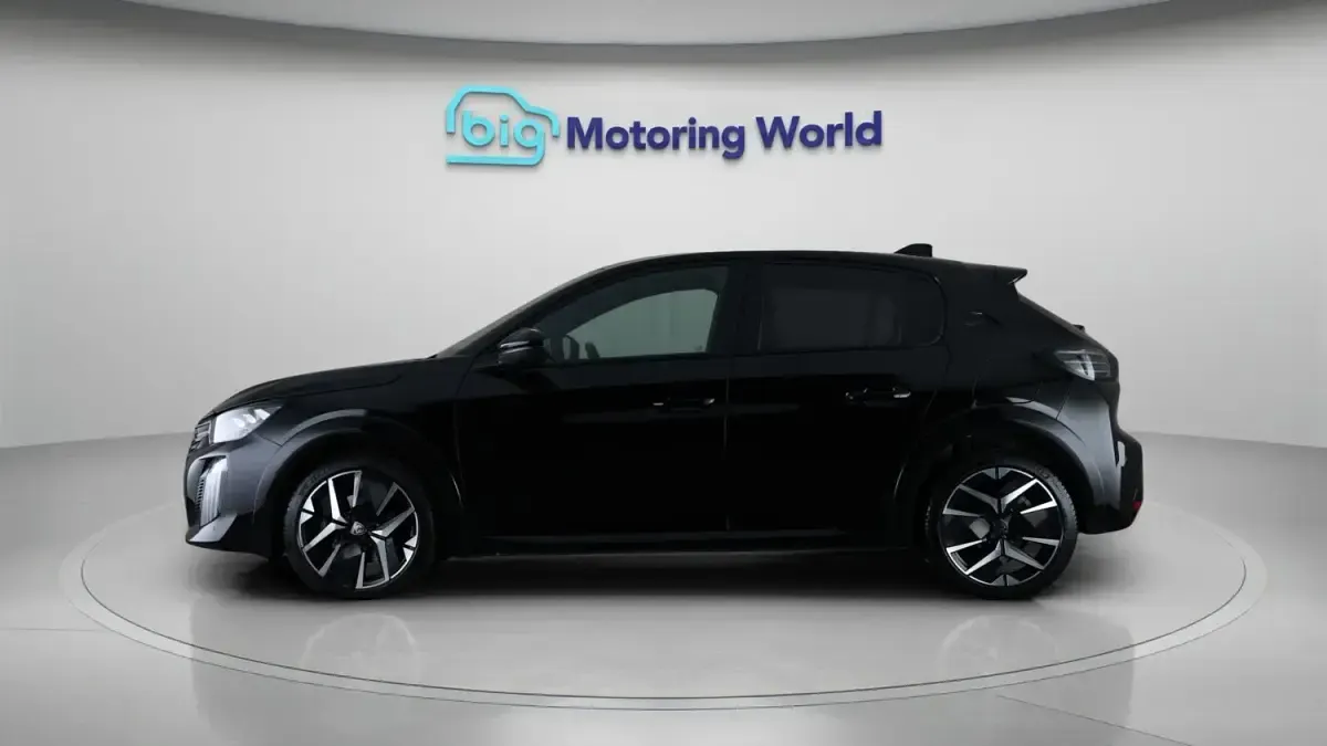 Used Peugeot 208 GT 102 HP (75 kW) 2024 Black Hatchback