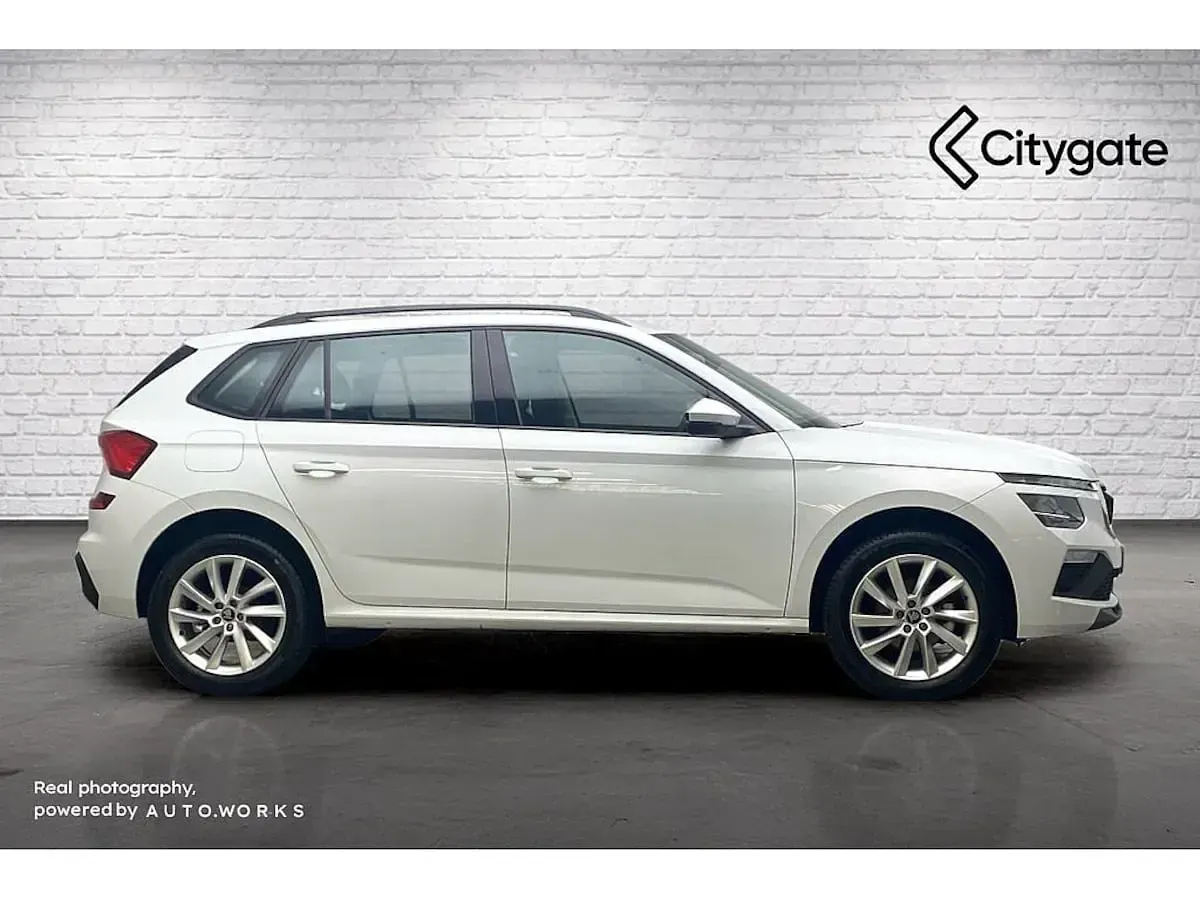 Gebraucht Skoda Kamiq SE 70 PS (51 kW) 2025 Weiß SUV