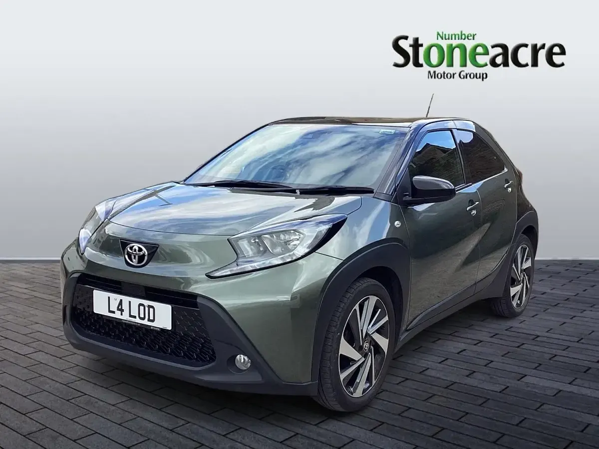 Used Toyota Aygo X 72 HP (52 kW) 2023 Green SUV