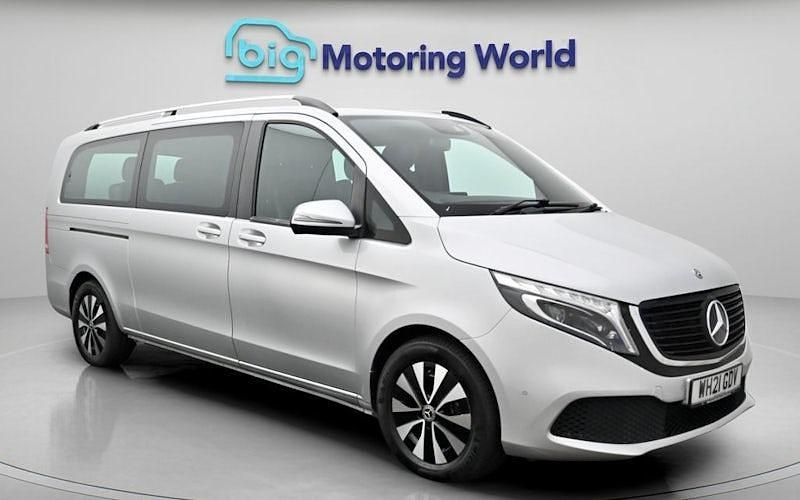 Begagnad Mercedes EQV300 150 kW (204 HK) 2023 Kombi
