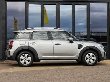 Used Mini Cooper Countryman Classic 136 HP (100 kW) 2023 Silver SUV