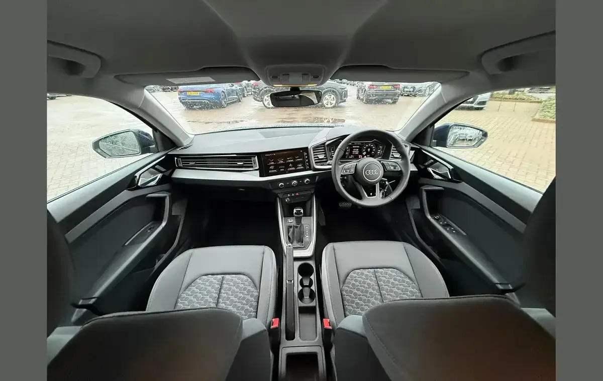 Used Audi A1 Sport 94 HP (69 kW) 2026 Blue SUV