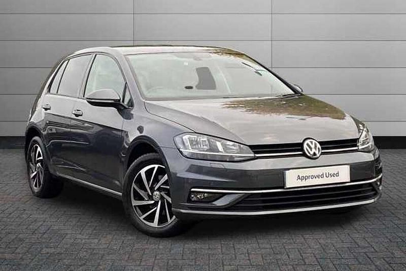 Indium grey Used 2018 VW Golf VII Match Hatchback | £15,295 (A bit pricey) - Image 1/4