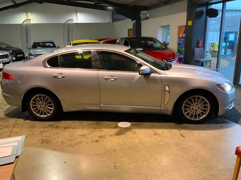 Second-hand Jaguar XF Luxury 2008 Argintiu Berlinǎ