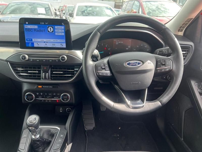 Usado Ford Focus Titanium 2019 Vermelho Carrinha