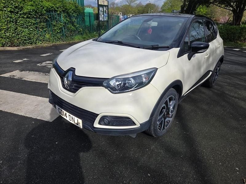 Second-hand Renault Captur Dynamique 90 CP (66 kW) 2014 Bej SUV