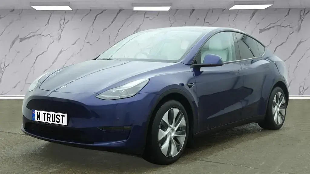 Used Tesla Model Y 282 kW (384 HP) 2022 Blue SUV