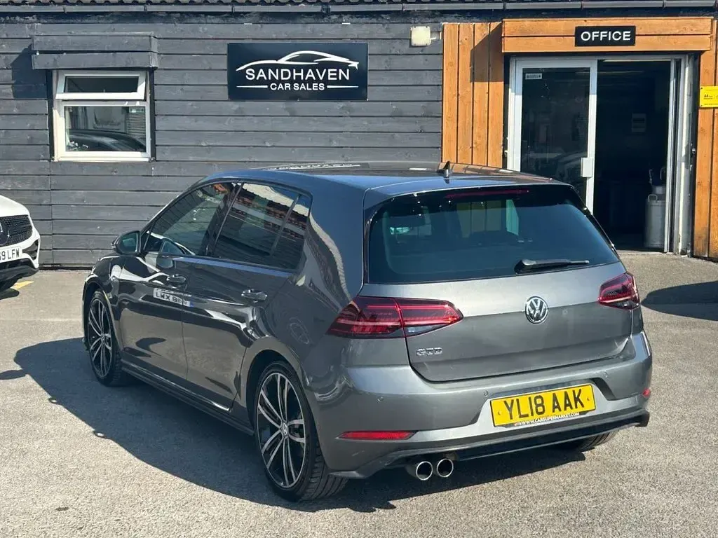 Used VW Golf VII GTD 184 HP (135 kW) 2018 Grey Hatchback