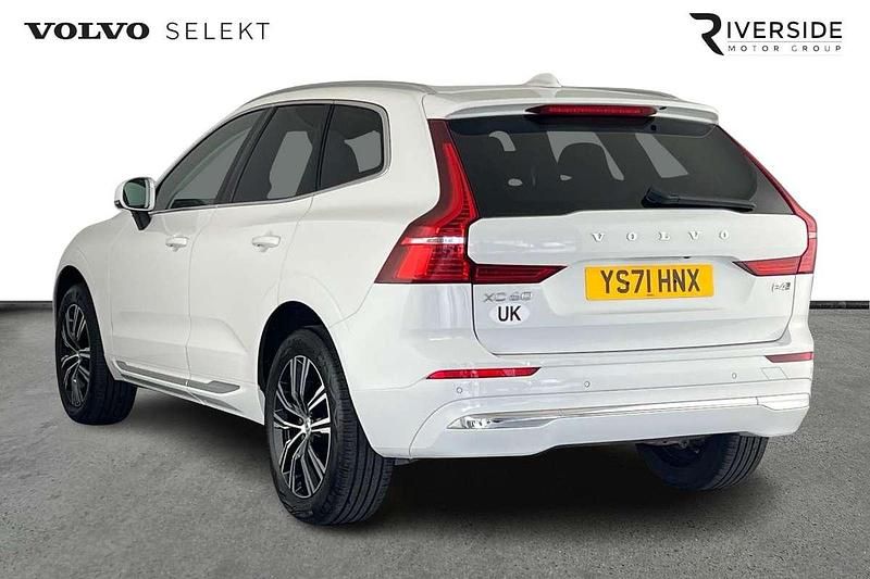 Used Volvo XC60 Inscription 194 HP (142 kW) 2021 White SUV