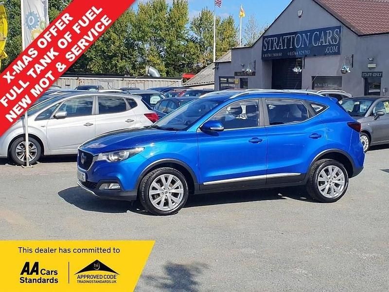 Blue Used 2018 MG ZS Excite Sedan | £8,695 (Fair price) - Image 1/4
