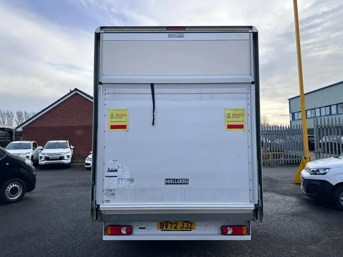 Begagnad Renault Master 2022 Vit Minibuss