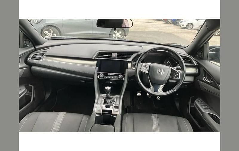 Used Honda Civic SR 129 HP (94 kW) 2017 Black Hatchback