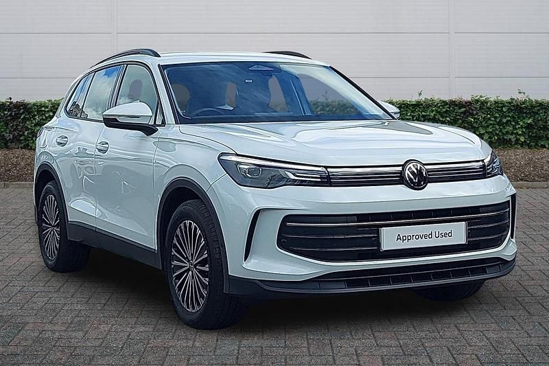 Used VW Tiguan Life 150 HP (110 kW) 2024 White SUV