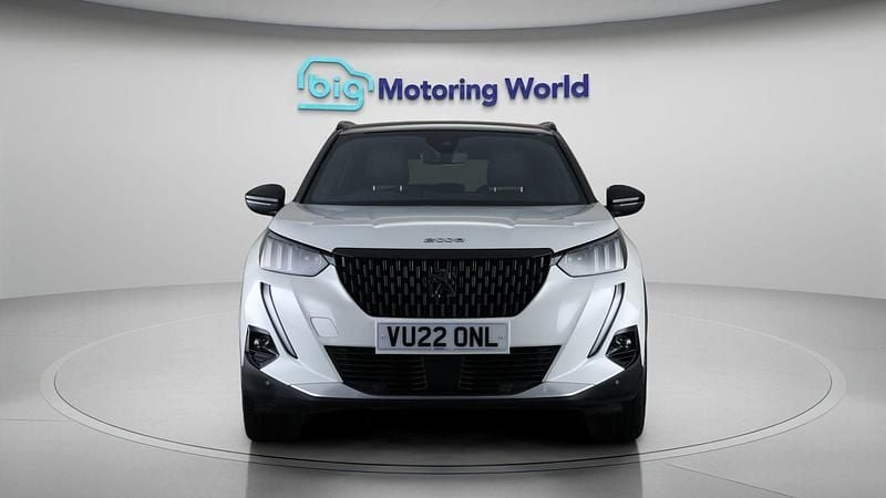 Used Peugeot 2008 GT 131 HP (96 kW) 2022 White SUV